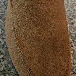 NWT UNISA Light brown Tan Comfort Mule kitten heel Shoe  7